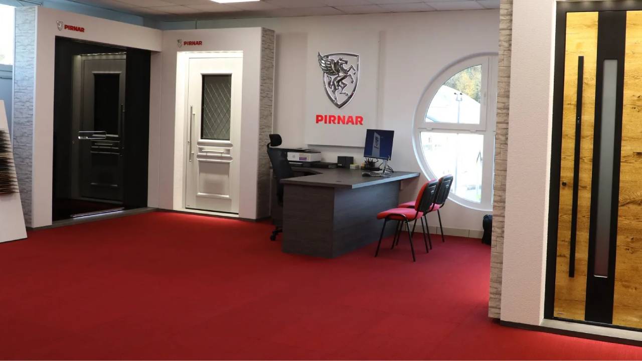 Pirnar salon v Novem mestu